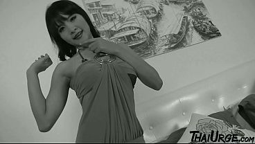 Asian Amateur Receives A Big Load Right On Her Wet Intimate Area