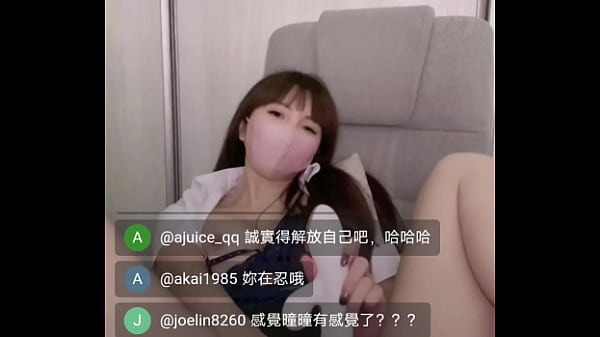Asian Beauty’s sensual wet dildo play brings her intense pleasure