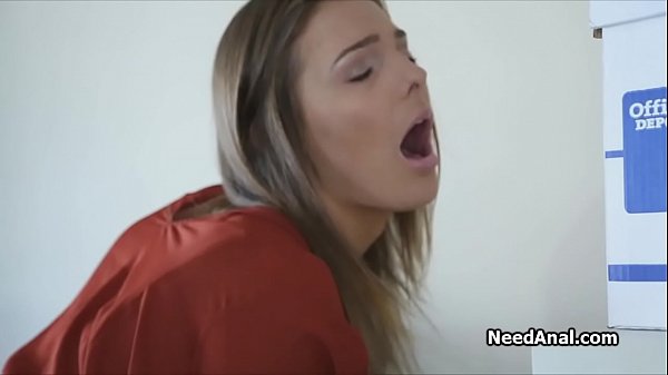 Boss anal passion ignites when Shyla turns to her boss for intimate relief