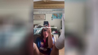 Caught on Live: Hot Girl Gets Fingered on TikTok During Stream – Real Pussy Fingering Leak