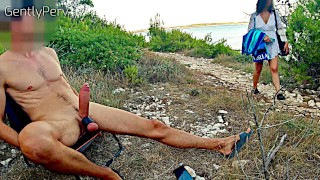 GentlePerv Meets a Pervy Girl on the Beach – An Unforgettable Exhibitionist Encounter