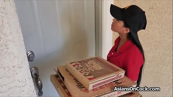 Asian Babe Turns Pizza Delivery Into Passionate Threesome