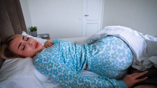 My Naughty Step Mom Wakes Me Up With Morning Sex – Forbidden Step Mom Hookup Xreindeers