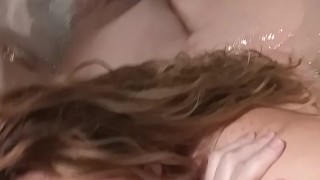 Queen Size Ass In A Queen Size Tub – Massive Booty Bath Play
