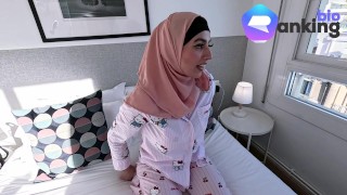 Rough Sex With Pakistani Hijab Wife Aaliyah Yasin