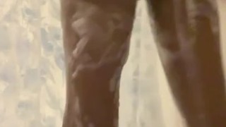 Sexy Naked Girl Twerking in the Shower: Wet & Wild Morning Fun